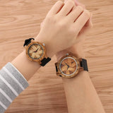 Montre pirate en bois et cuir