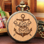 montre en bois pirate